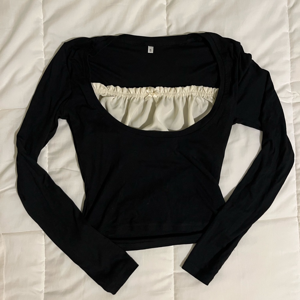 Ruffle Bow Long-sleeve Blouse